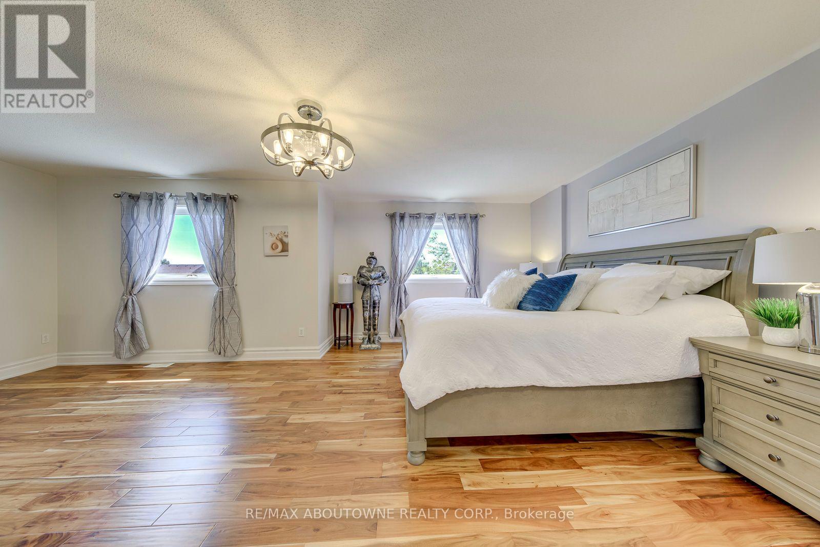 2380 WOODCREST DRIVE - Image 23