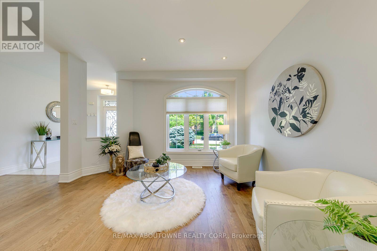 2380 WOODCREST DRIVE - Image 4