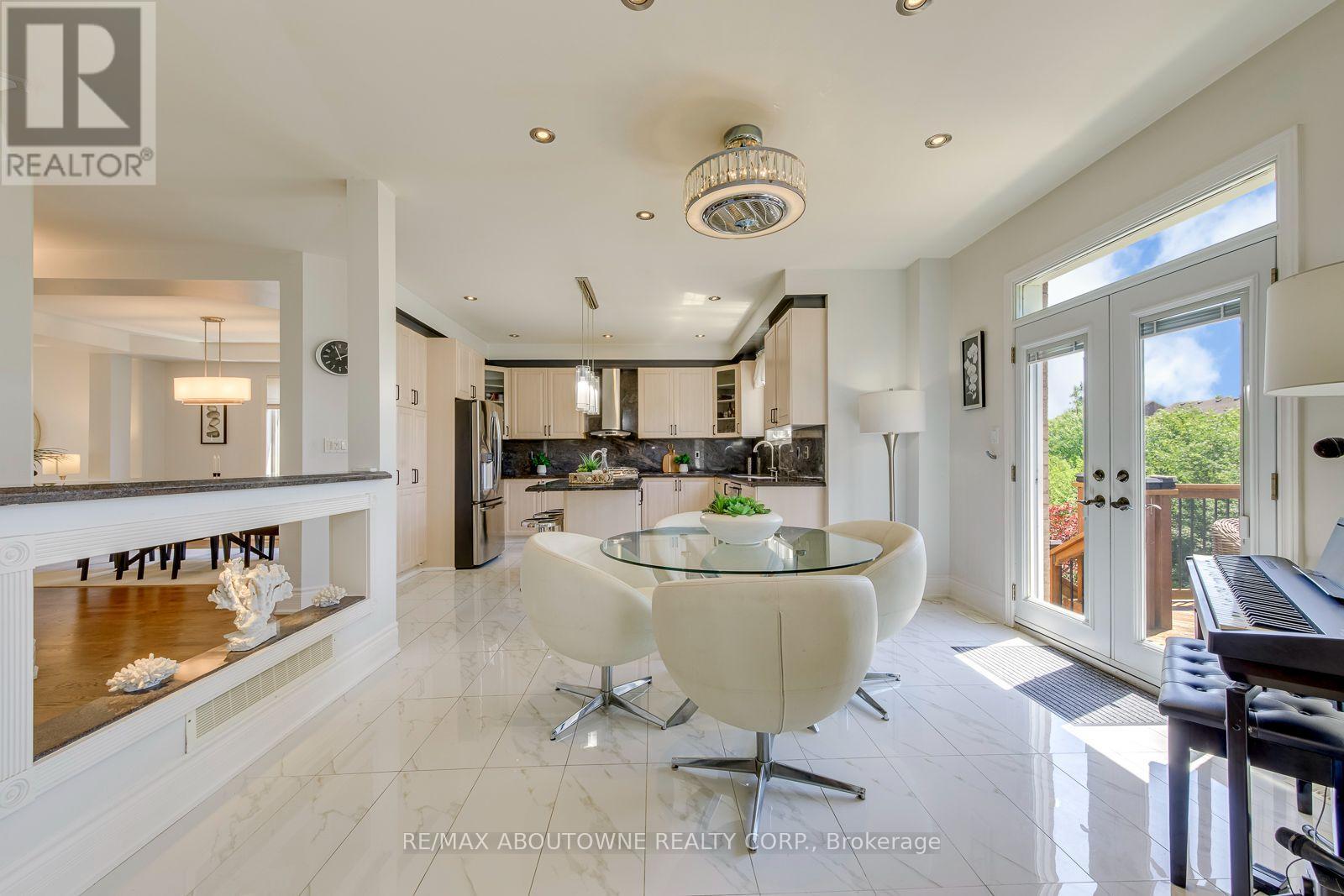 2380 WOODCREST DRIVE - Image 8