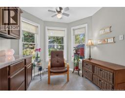 94 Sandalwood Drive, photo 11