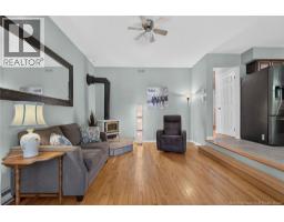 94 Sandalwood Drive, photo 13