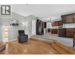 94 Sandalwood Drive, photo 14
