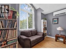 94 Sandalwood Drive, photo 23