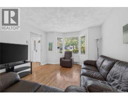 94 Sandalwood Drive, photo 4