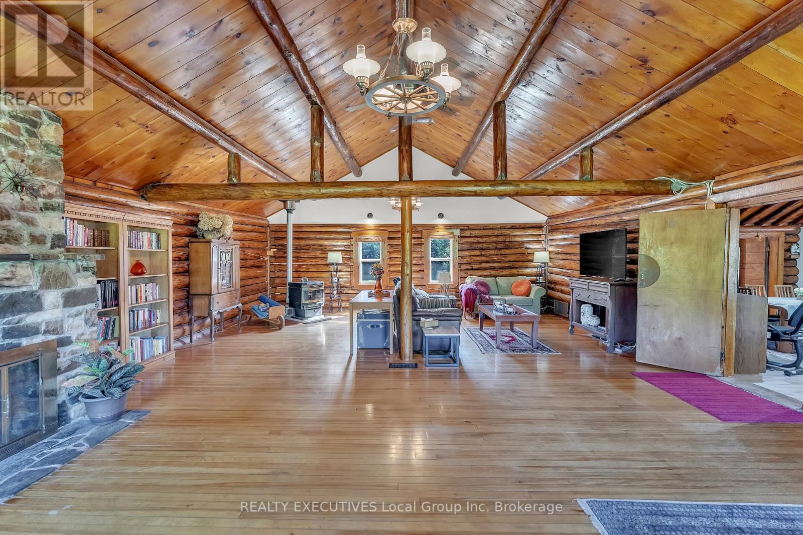 2899 HIGHWAY 11 N - Image 20