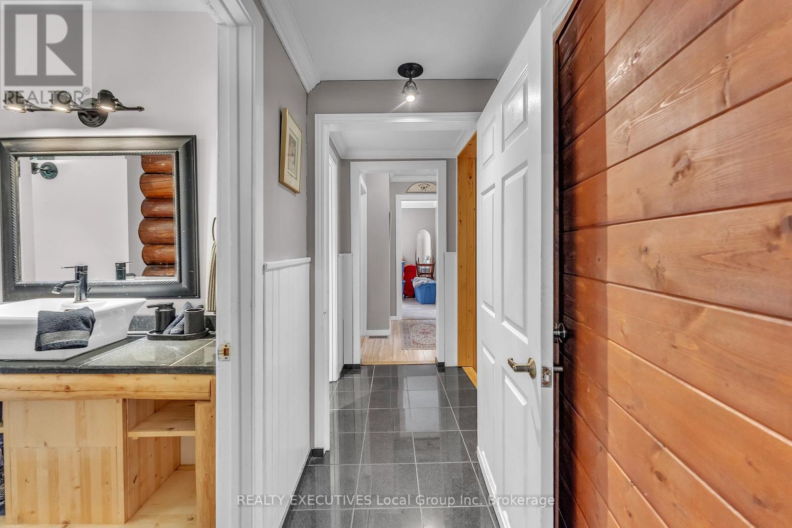 2899 HIGHWAY 11 N - Image 37