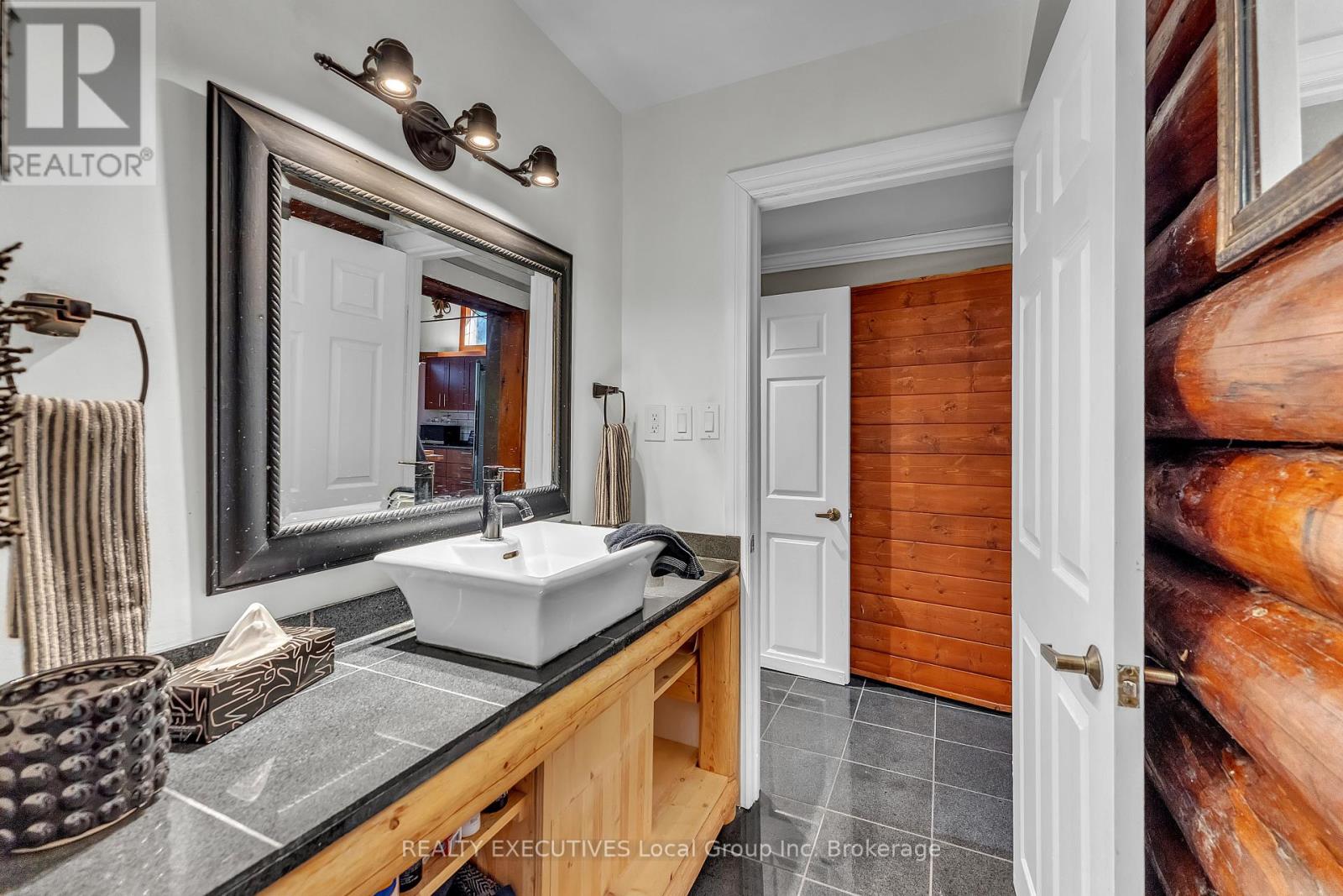 2899 HIGHWAY 11 N - Image 36