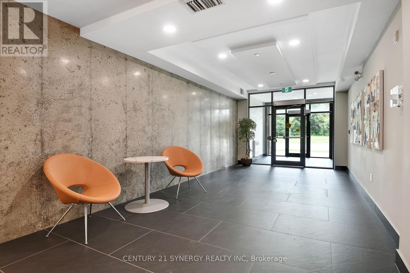 #201 615 LONGFIELDS DRIVE - 7