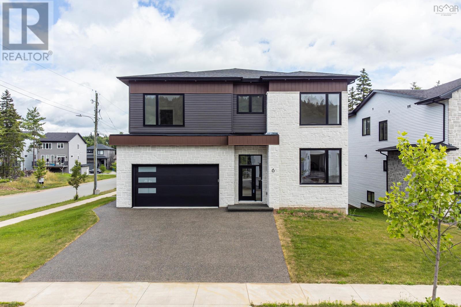6 Glissade Court