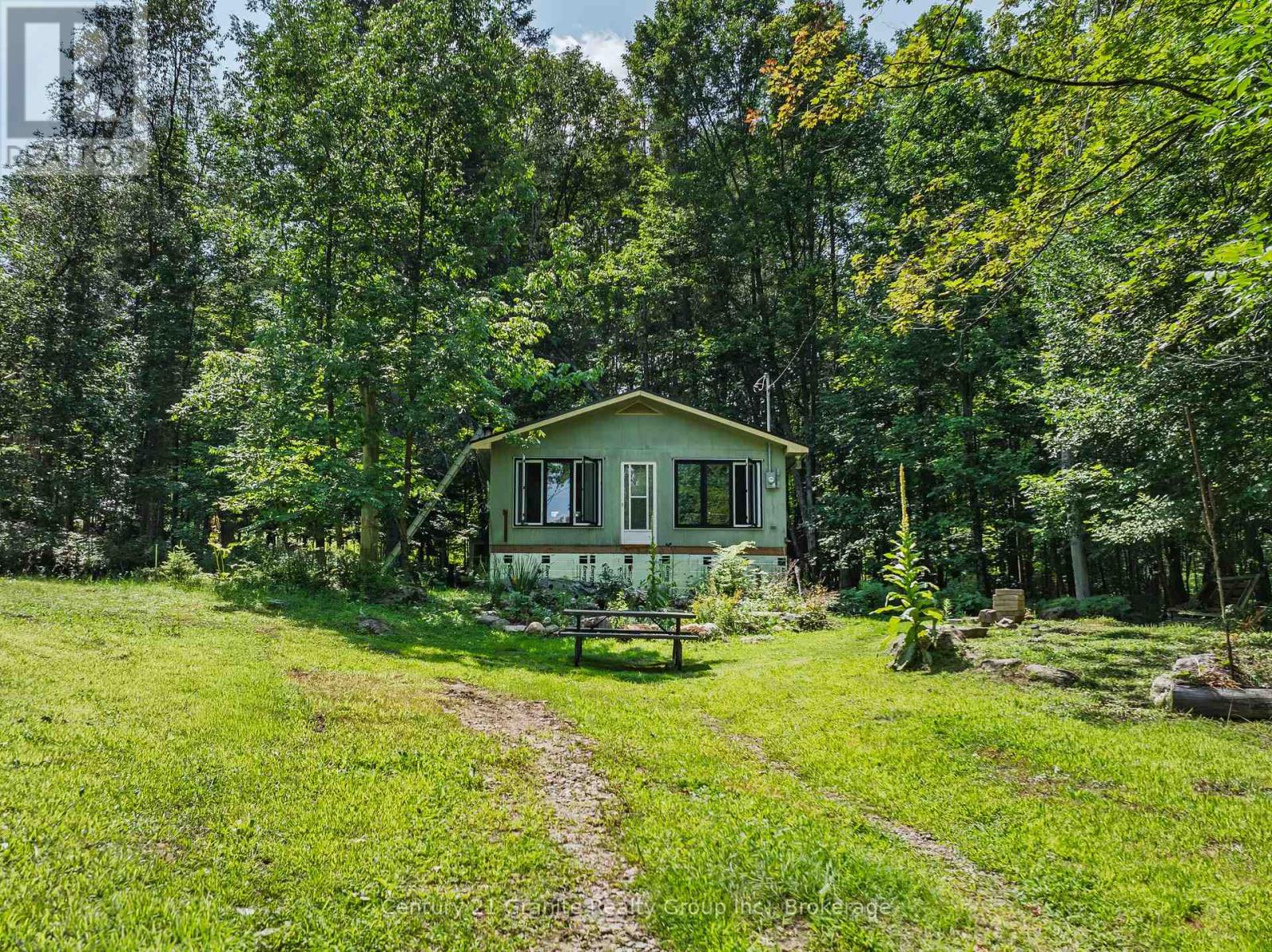 28 DOVERS HILL ROAD - 1