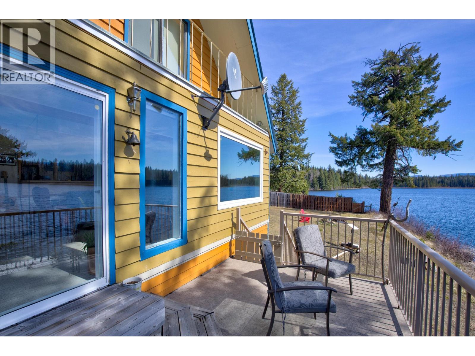 2405 STARLIKE LAKE ROAD, Horsefly