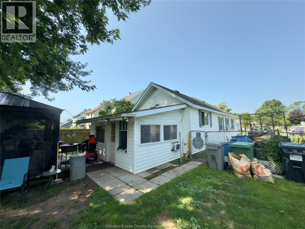 83 VICTORIA AVENUE - 26