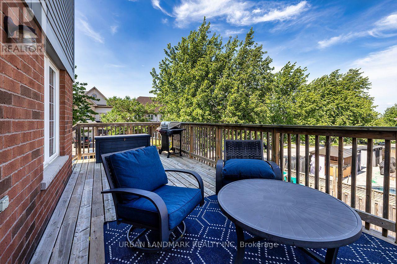 69 DODDS SQUARE - 19