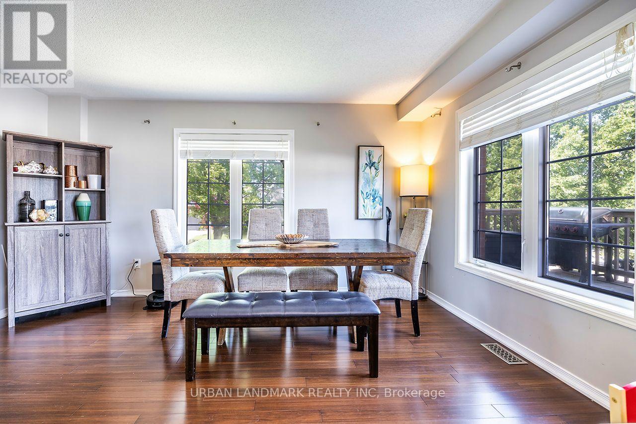69 DODDS SQUARE - 6