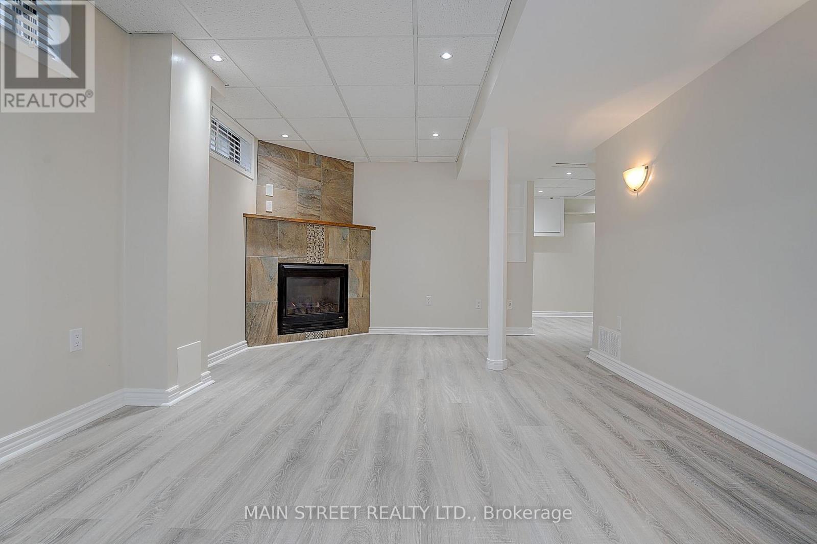 59 STOCKBRIDGE CRESCENT - 35