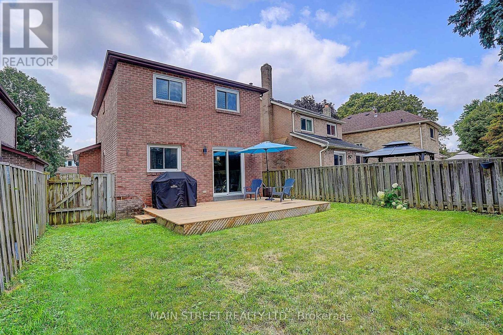 59 STOCKBRIDGE CRESCENT - 40