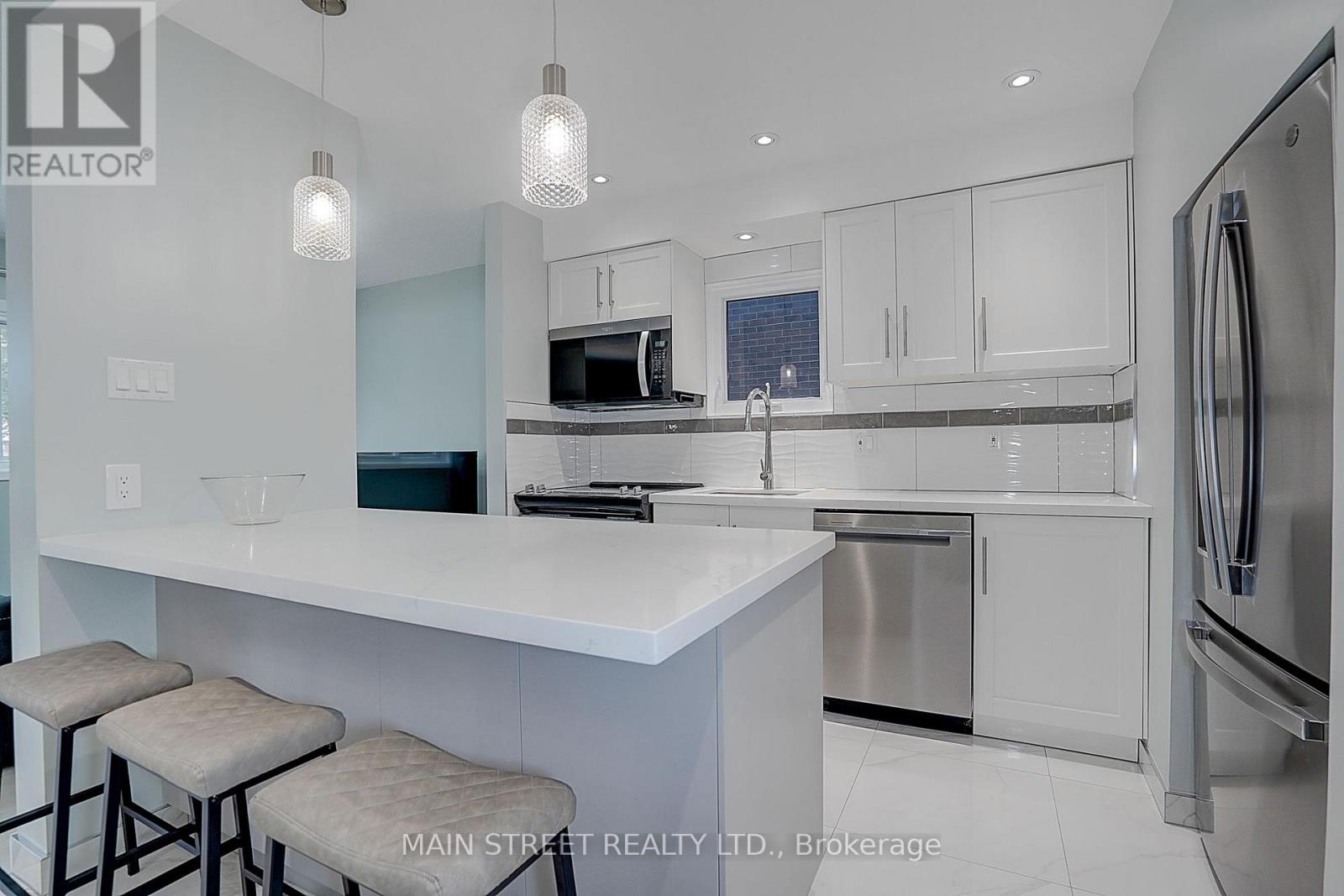 59 STOCKBRIDGE CRESCENT - 9