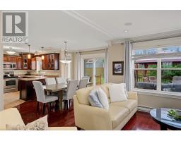77 Hollyberry Drive thumbnail 11