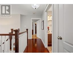 77 Hollyberry Drive thumbnail 20