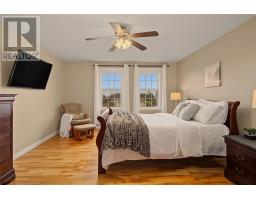 77 Hollyberry Drive thumbnail 22