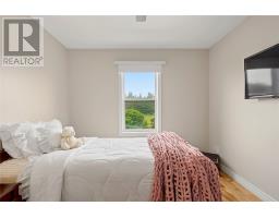 77 Hollyberry Drive thumbnail 28