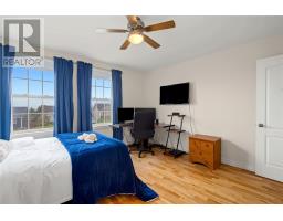 77 Hollyberry Drive thumbnail 32