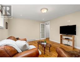 77 Hollyberry Drive thumbnail 35