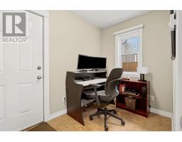 77 Hollyberry Drive thumbnail 36