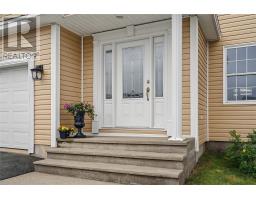 77 Hollyberry Drive thumbnail 37