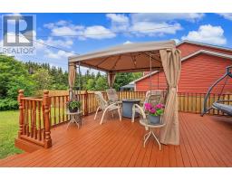 77 Hollyberry Drive thumbnail 39