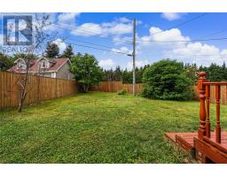 77 Hollyberry Drive thumbnail 42