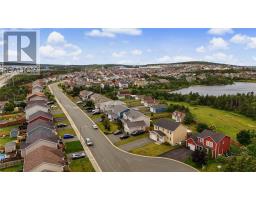 77 Hollyberry Drive thumbnail 43