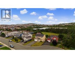 77 Hollyberry Drive thumbnail 44