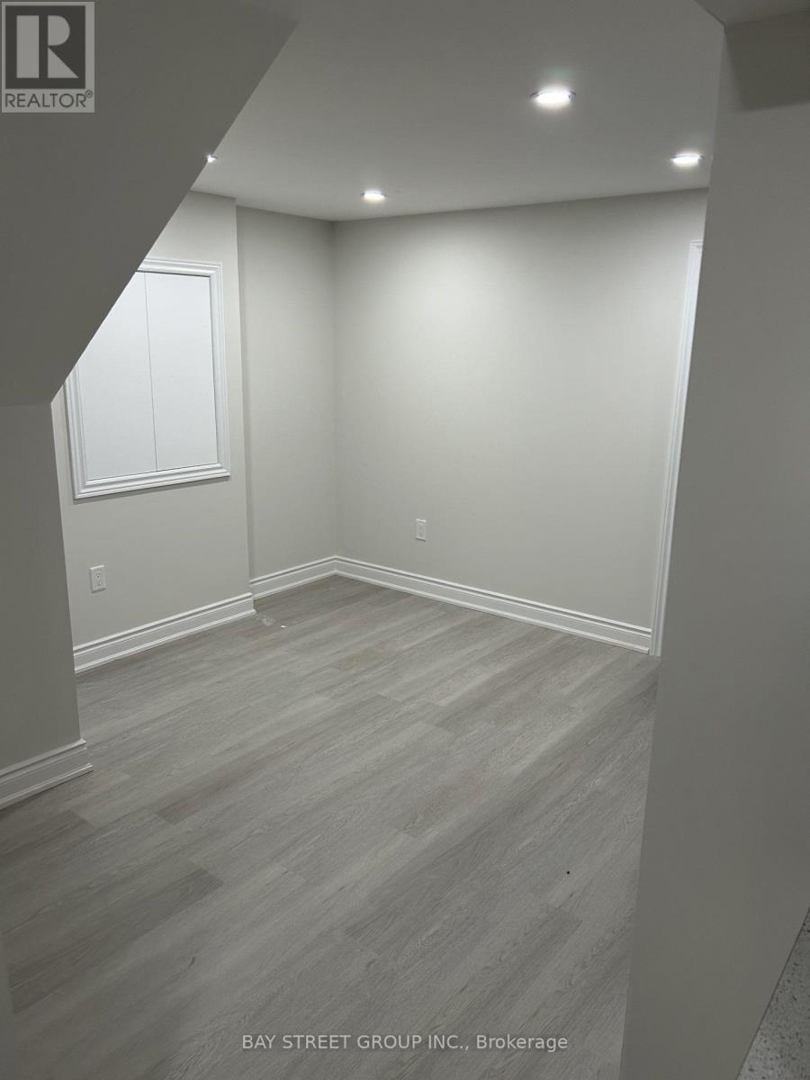 159 HERITAGE STREET - 24