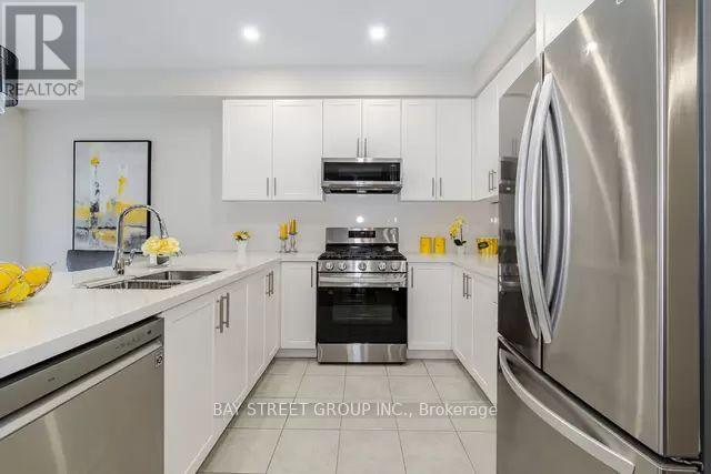 159 HERITAGE STREET - 8