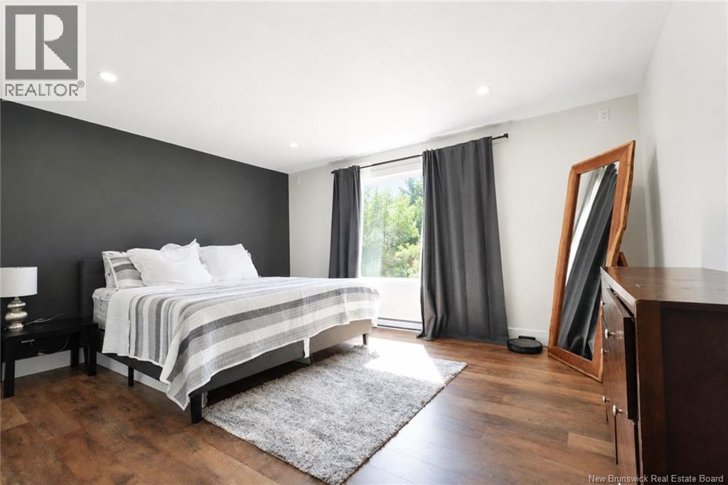 22 Mathias St - Image 11