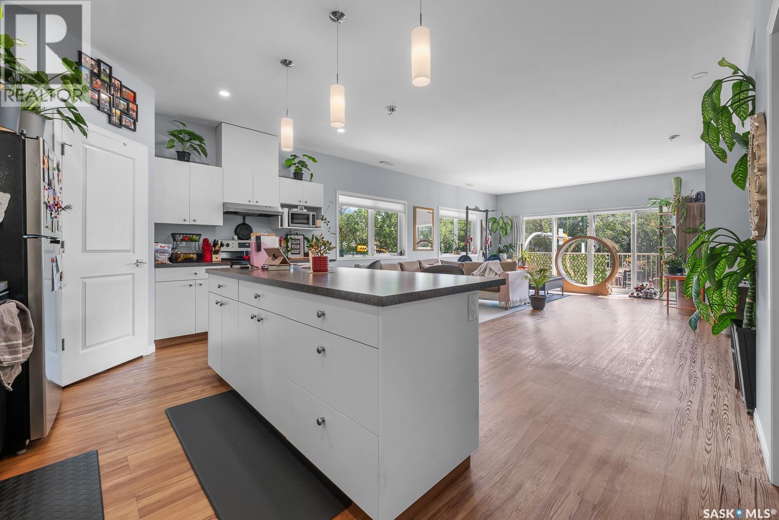 3504 13TH AVENUE - 19