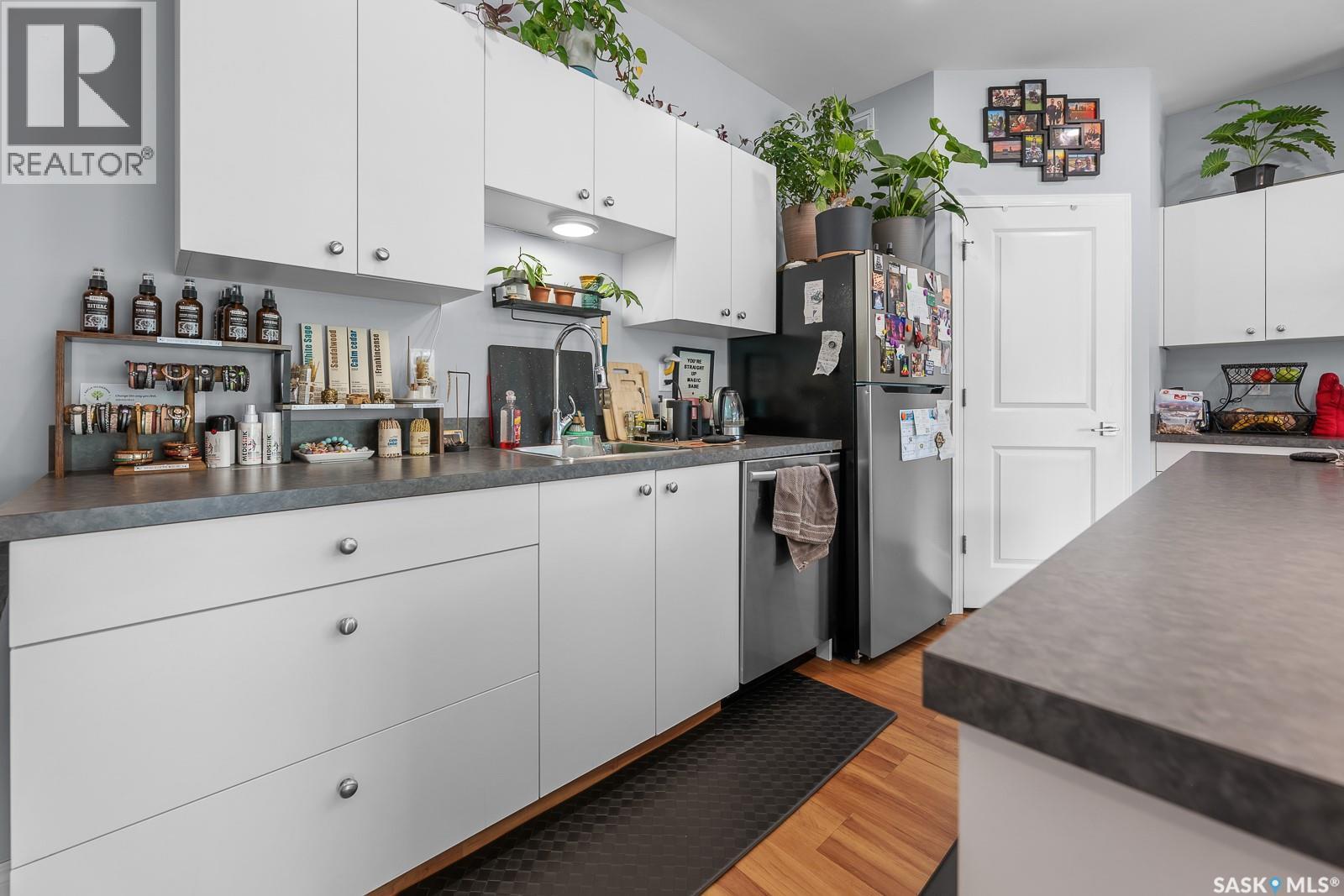 3504 13TH AVENUE - 21