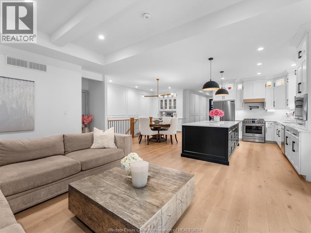 293 XAVIER CIRCLE - 12