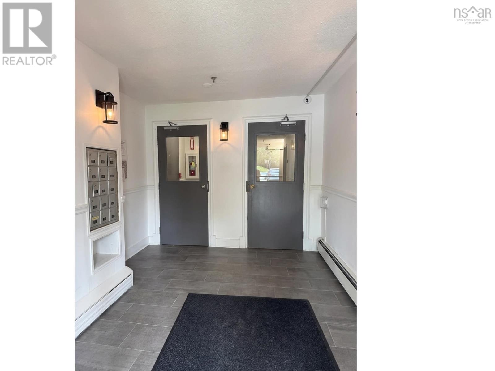 #401 32 VERONICA Drive - 2