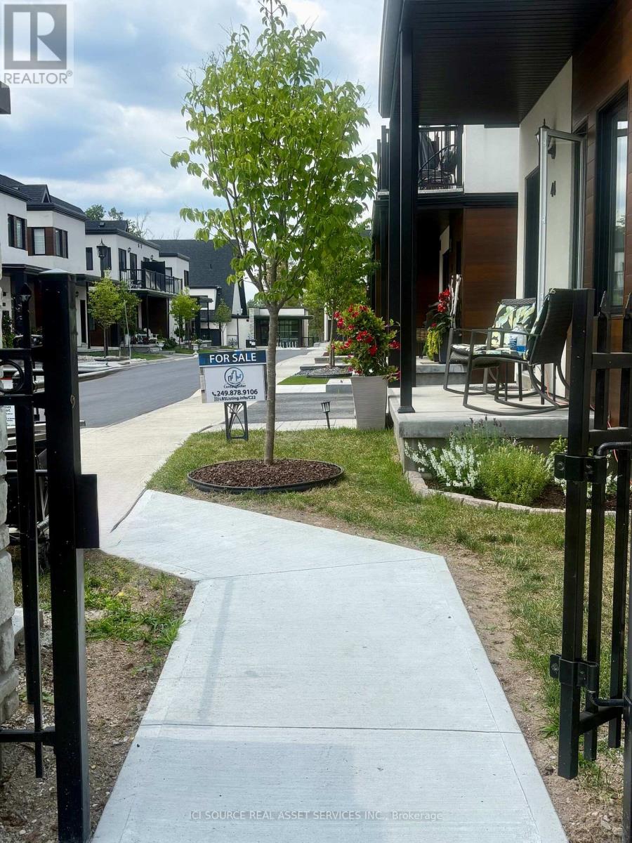 44 RUBY CRESCENT - 13