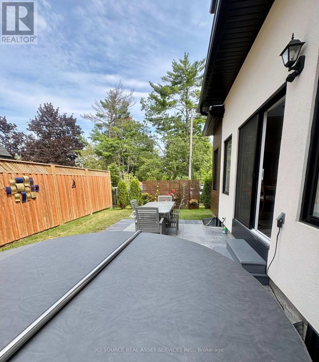 44 RUBY CRESCENT - 6