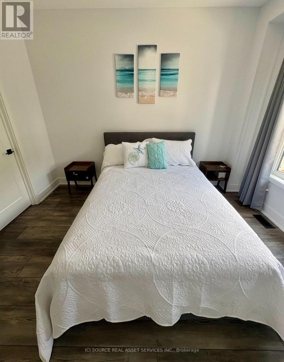 44 RUBY CRESCENT - 18