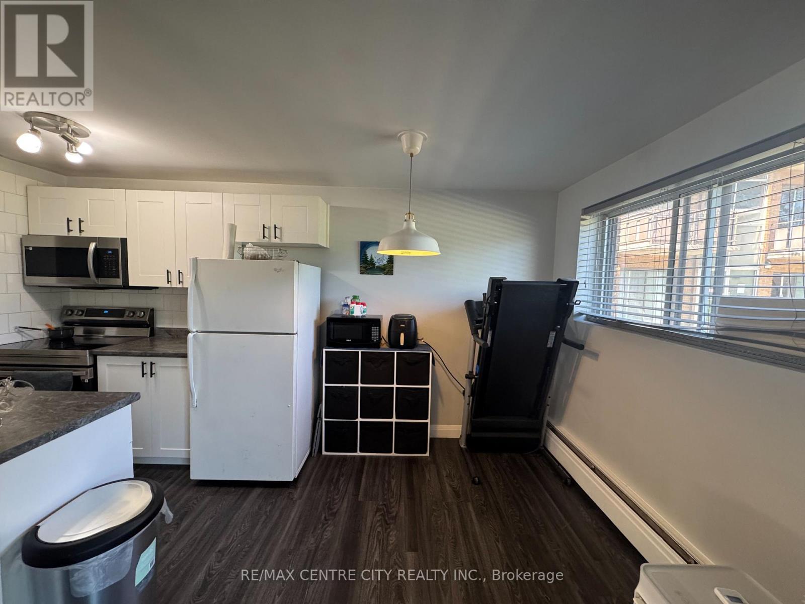 #105 1825 WHITNEY STREET - 18