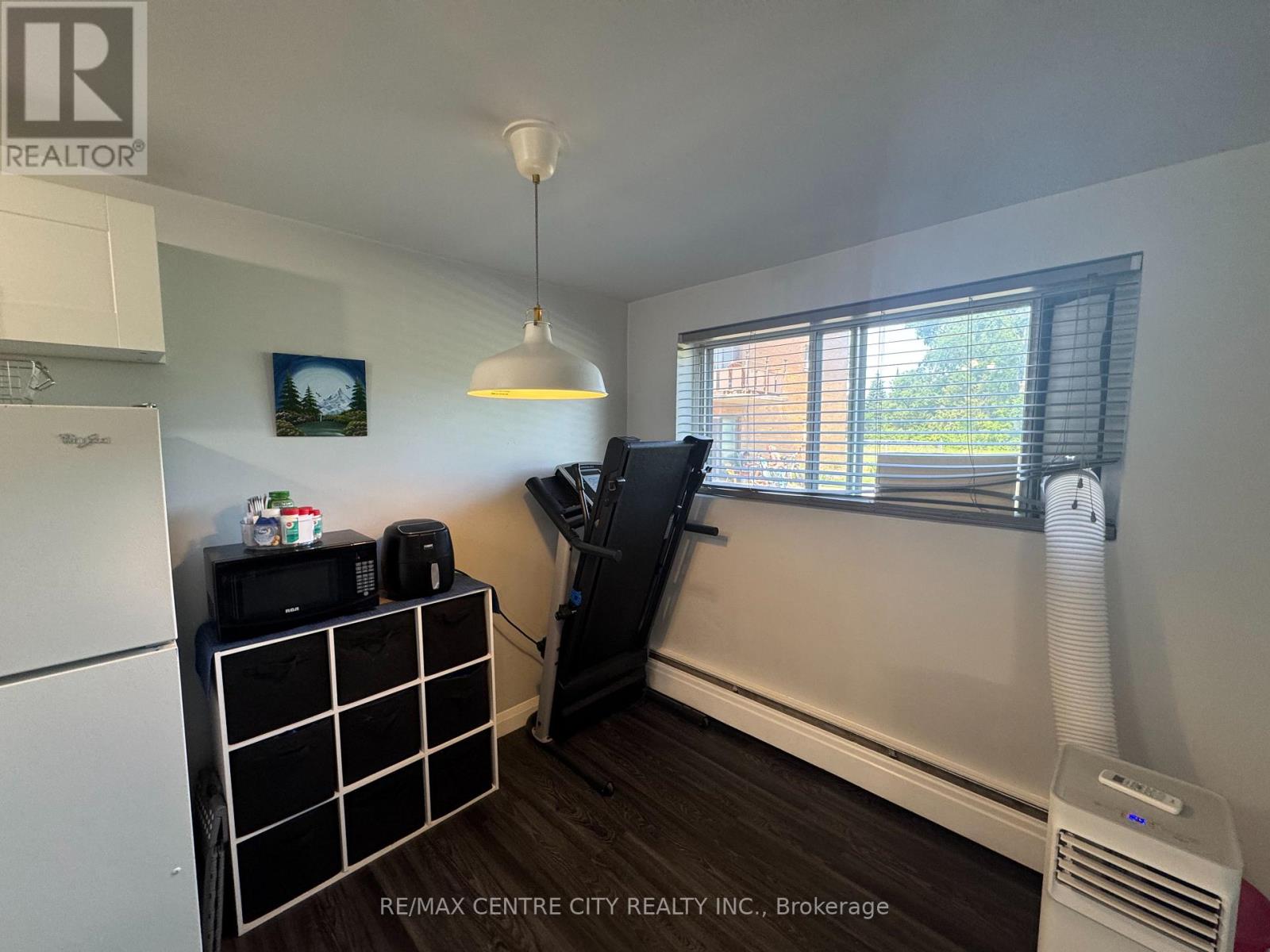 #105 1825 WHITNEY STREET - 19
