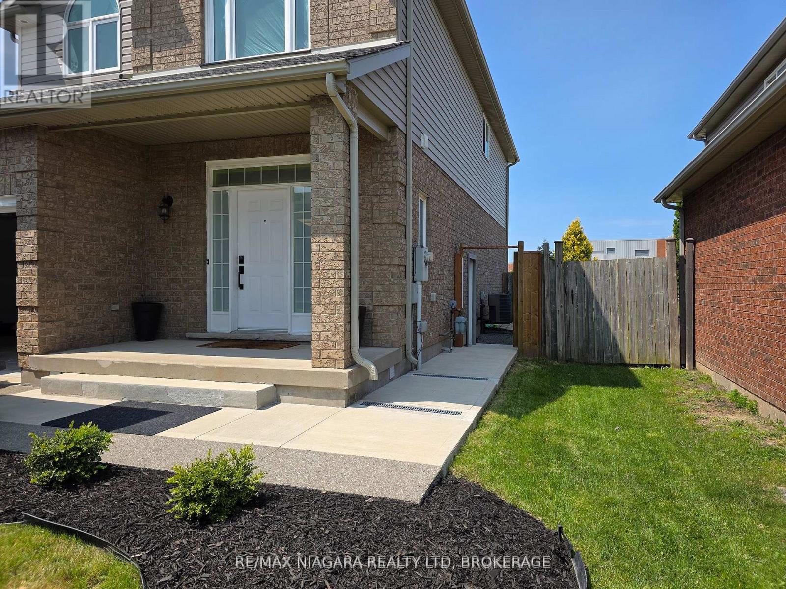 LOWER LEVEL - 8383 HEIKOOP CRESCENT, Niagara Falls (Forestview) — photo 2