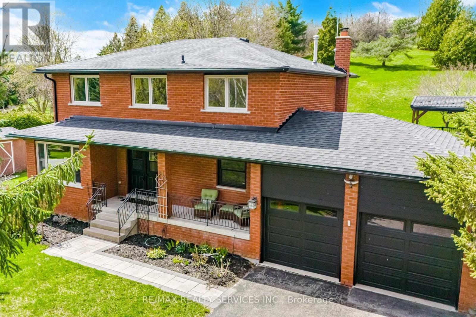 38 MARILYN STREET - 2