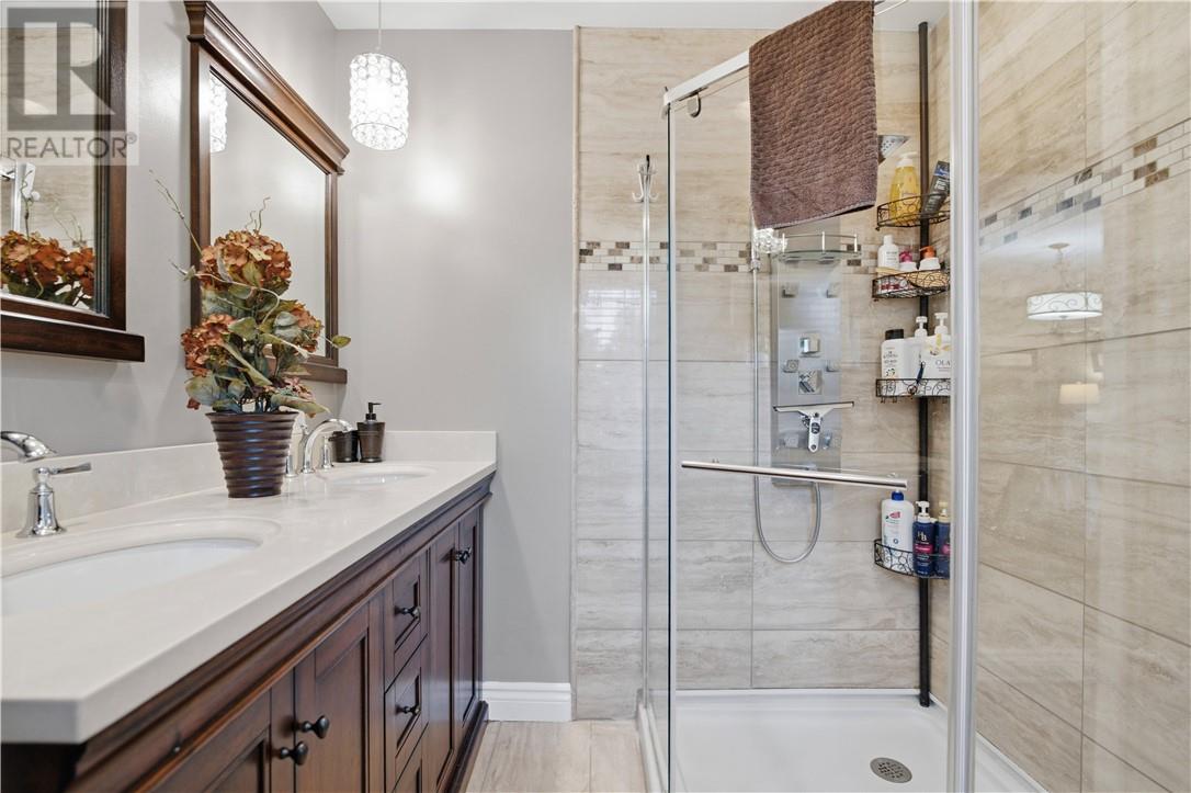 133 Labine Street - 27