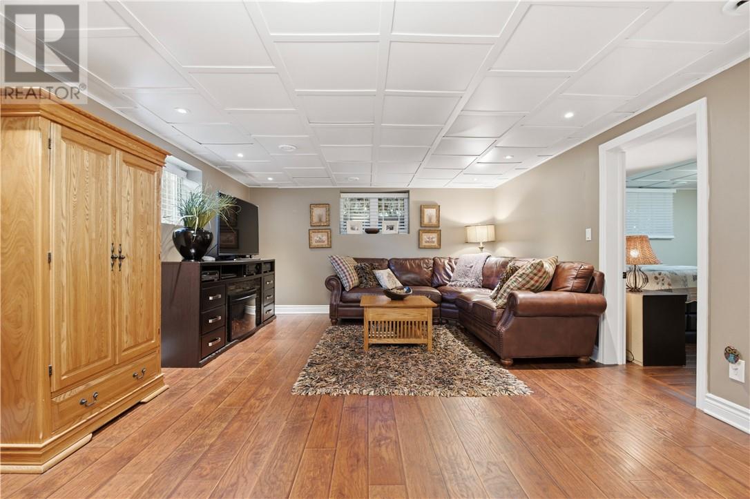 133 Labine Street - 30