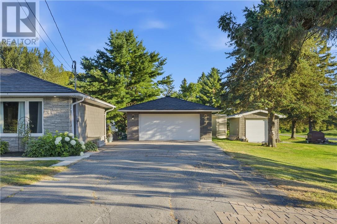 133 Labine Street - 3
